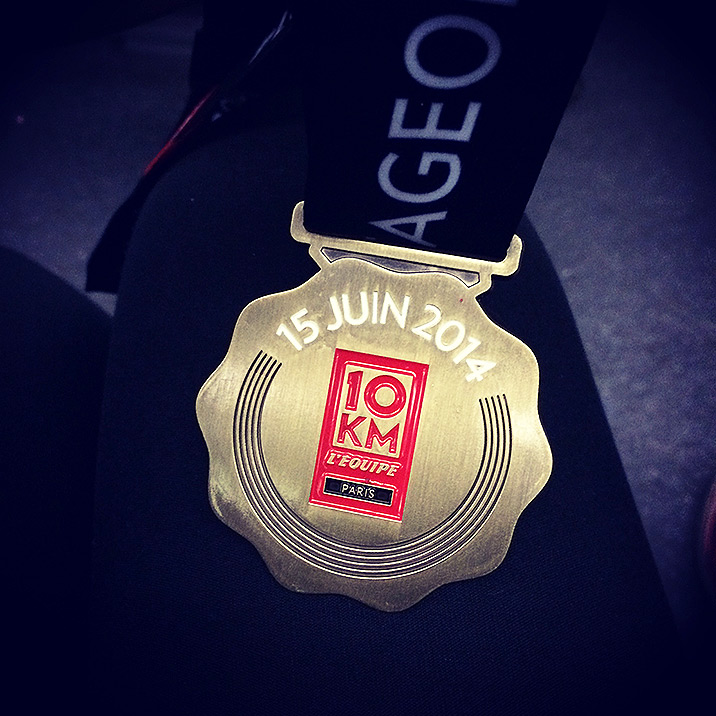 Ma médaille remportée lors de ma première participation aux 10Km de l'Equipe